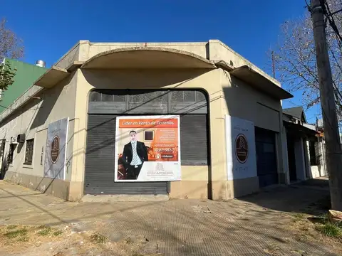 Vivienda 4 amb, más Local y terraza accesible