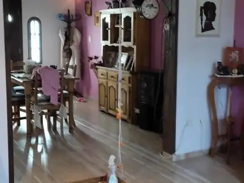 Casa en venta - 2 Dormitorios 1 Baño - 322Mts2 - La Reja, Moreno