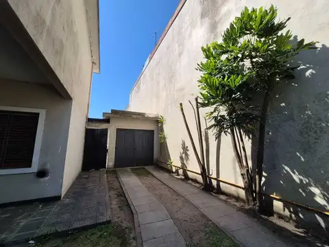 Depto Tipo Casa en Venta en Quilmes Oeste, USD 94.000