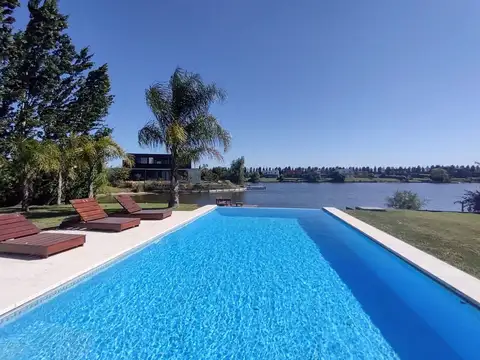 Casa en Venta al Noroeste