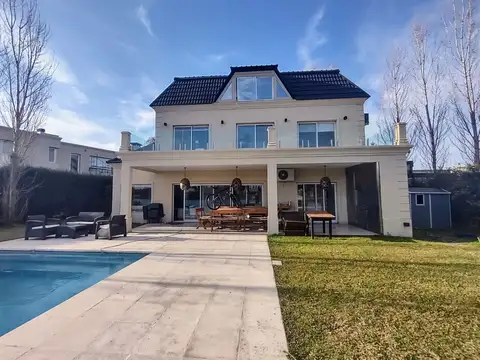 Casa en Venta en San Francisco, USD 650.000