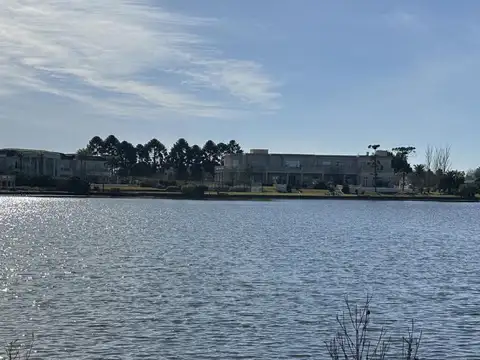 Terreno en Venta 42  mts Frente