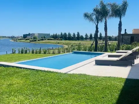 Casa en Venta en El Naudir, USD 400.000