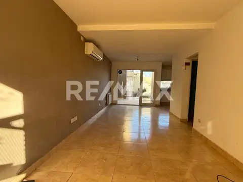 Depto Tipo Casa en Alquiler de 4 ambientes
