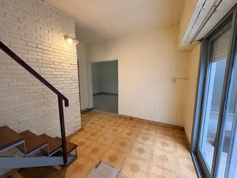 Depto Tipo Casa en Venta de 2 ambientes