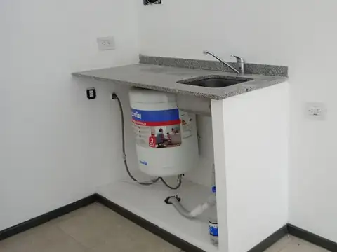 Oficina en Alquiler en Pilar, $ 400.000