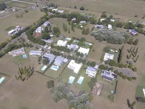Terreno en Venta en Los Palenques, USD 35.000