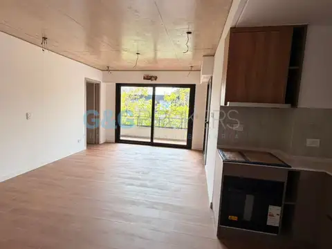 Departamento en Alquiler en Barrio Parque Leloir, USD 1.100