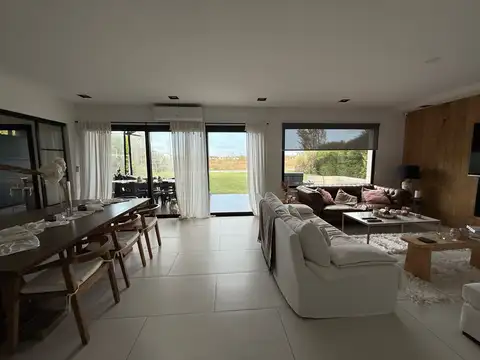 Casa en Venta en Villanueva, USD 499.000