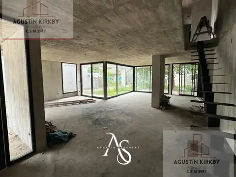 Casa en Venta al Oeste