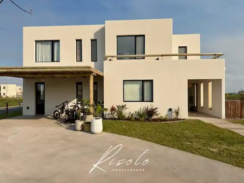 Casa en Venta de 6 dormitorios
