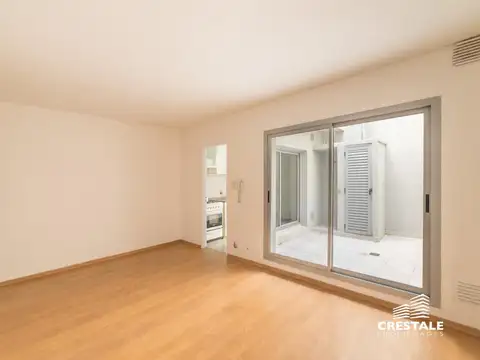 Venta - Departamento monoambiente con patio - Rosario.