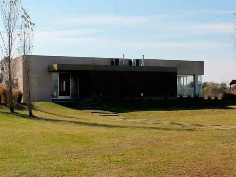 Lote en Venta - Barrio Parque Náutico El Cazal
