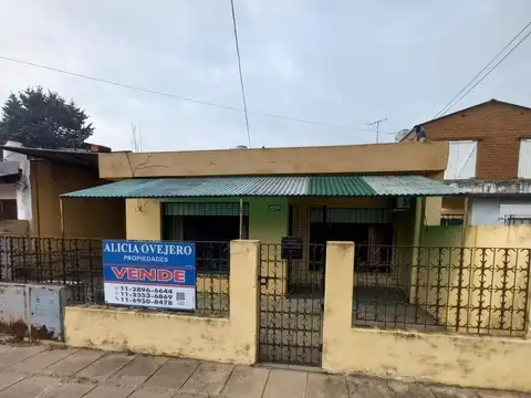 Casa en venta mas Departamento 2 ambientes