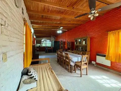 Venta casa quinta pileta Marcos Paz lote 657 m²