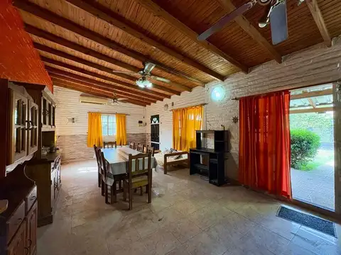 Venta casa quinta pileta Marcos Paz lote 657 m²