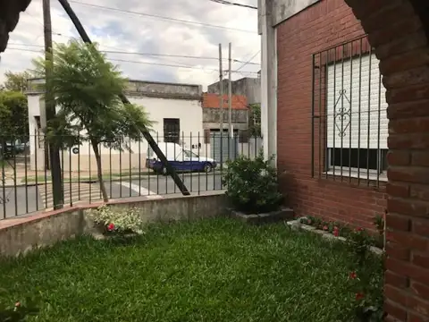 Ricardo Gutierrez al 1300