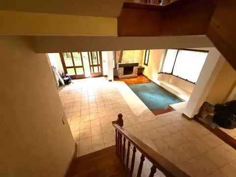 Casa 7 ambientes con 3 baños