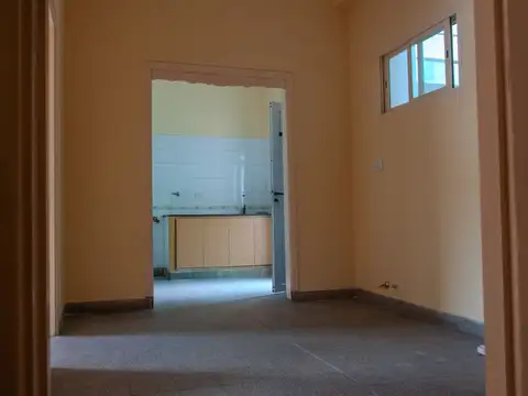 Casa en Venta en Parque Avellaneda, USD 95.000