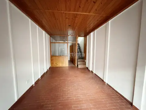 Local en Alquiler en Haedo, $ 750.000