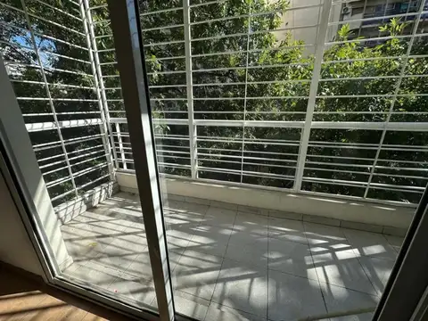 Departamento alquiler 3 ambientes Flores balcon frente apto profesional