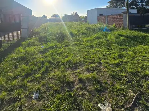 TERRENO EN VENTA 300M2 - LOMAS DE ALICIA