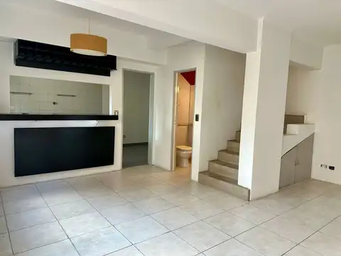 departamento 4 amb alquiler duplex V. urquiza
