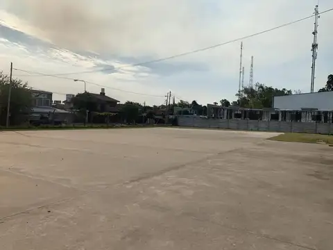 Nave Industrial en Alquiler en Tigre