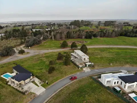 LOTE EN  VENTA BARRIO "EL CAMPO - FINCAS EXCLUSIVAS"