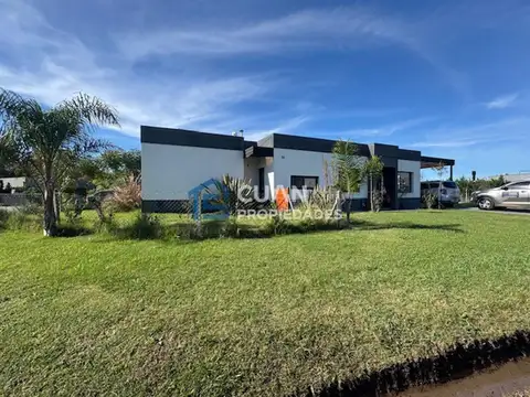 Casa en Venta en La Cañada - Los Arces, USD 166.000