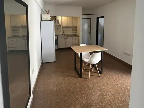 Venta 3 Ambientes Caballito: Ubicación y Conexión
