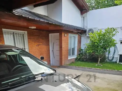 Casa en Venta en José Mármol, USD 113.000