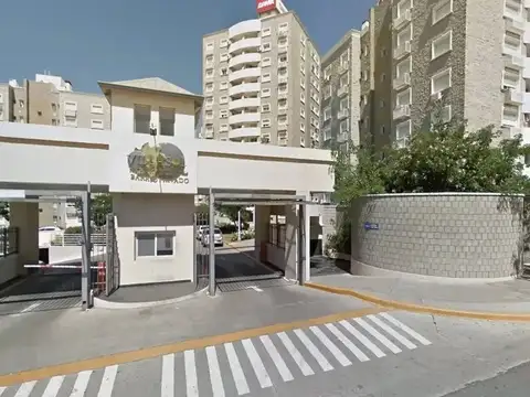 VENTA COCHERA - COMPLEJO VILLASOL - BARRIO PRIVADO