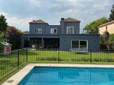 Casa  en Venta  en Santa Barbara, Tigre, G.B.A. Zona Norte