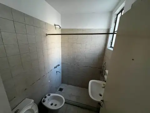 Depto Tipo Casa en Venta 75 años