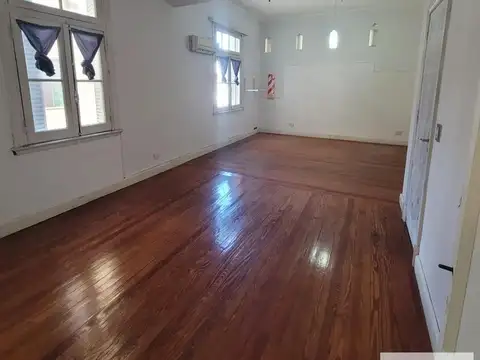 PH en venta - 3 Dormitorios 2 Baños - Balvanera