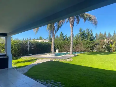 Venta casa 5 amb con piscina climatizada. Santa Teresa. Villanueva
