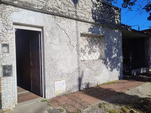 Juan Jose Castaños 926 , Piso 0