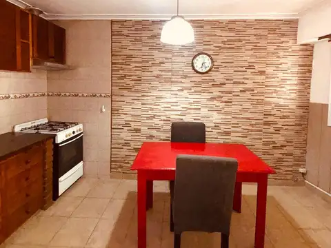 Depto Tipo Casa en Venta con 1 cocheras