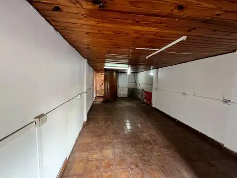 Local en Alquiler en Virrey del Pino, $ 300.000