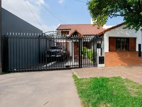 CASA - AVENIDA ÁNGEL V. PEÑALOZA 6000 SANTA FE