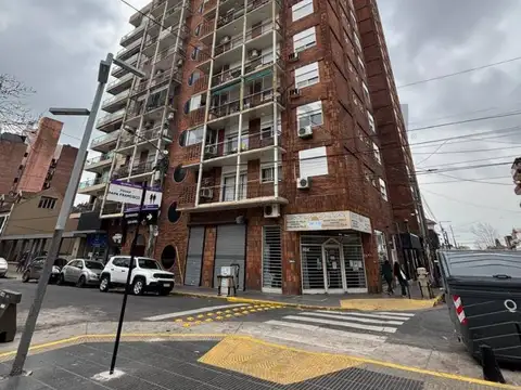 Sarmiento 500, Piso 14