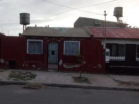 VENDE CASA BARRIO CGT - SAN LUIS 