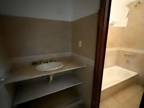 Terreno en Venta en Lanús Oeste, USD 200.000