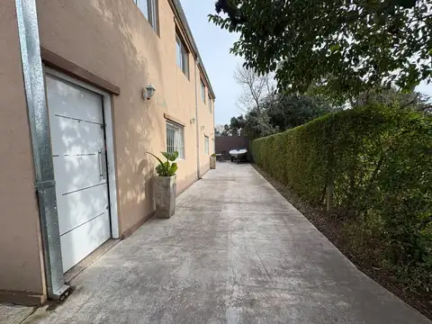 Depto Tipo Casa en Venta en Villa Rosa, USD 80.000