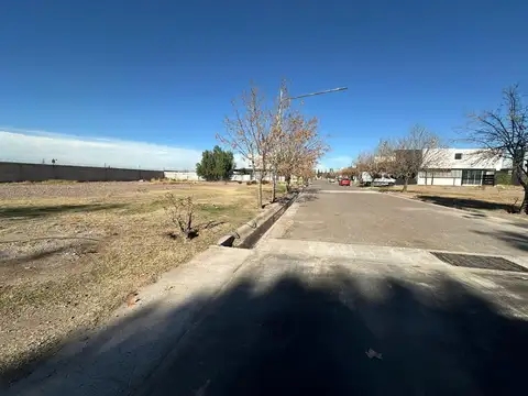 Terreno en Venta en Villa Nueva de Guaymallen, Guaymallén