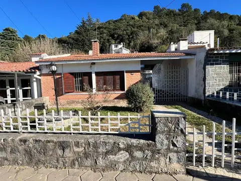 VENTA CASA CON PATIO RIO CEBALLOS APTA CRÉDITO