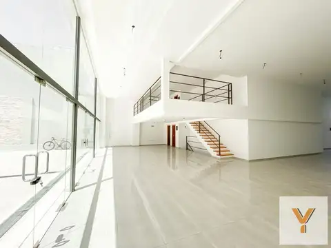 Local comercial en venta - 750tms2 totales - La Plata