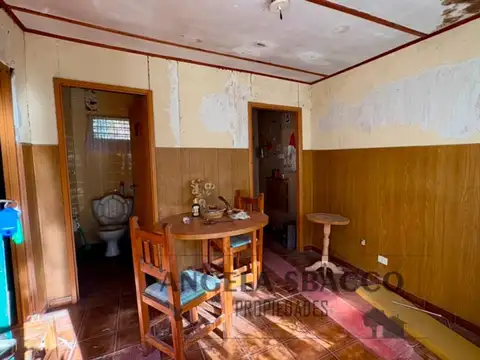 Casa 3 ambientes con 1 baño