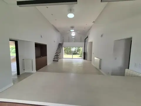 Casa en Alquiler al Este